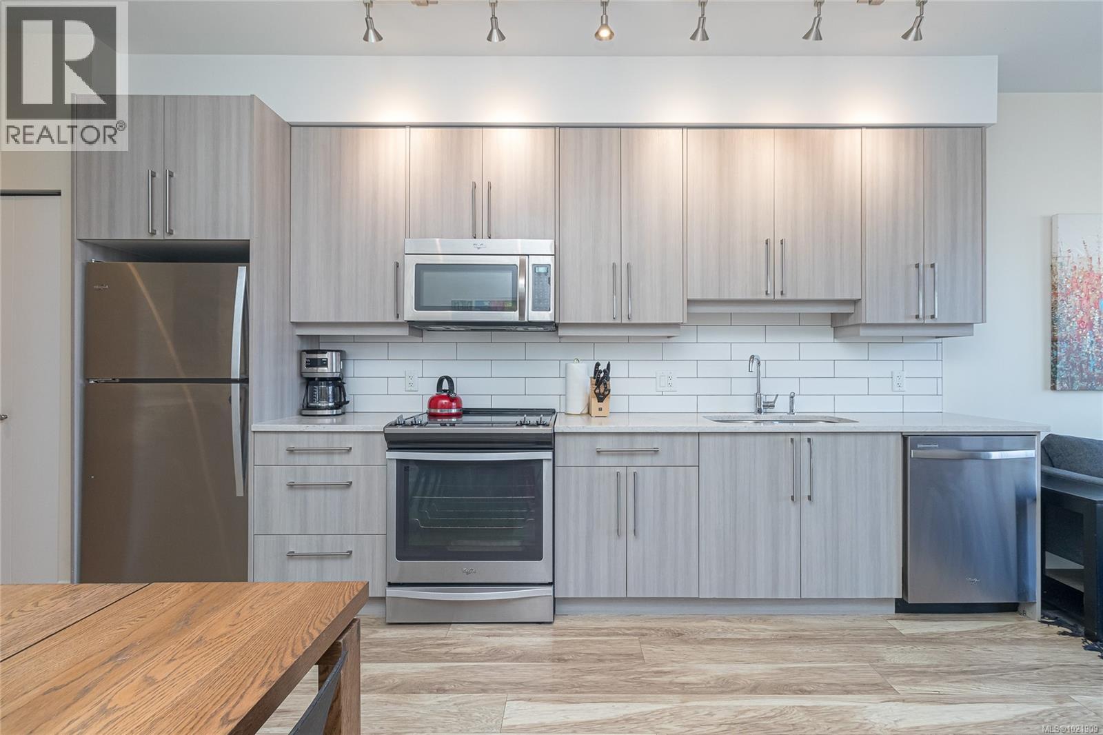 316 595 Pandora Avenue, Victoria