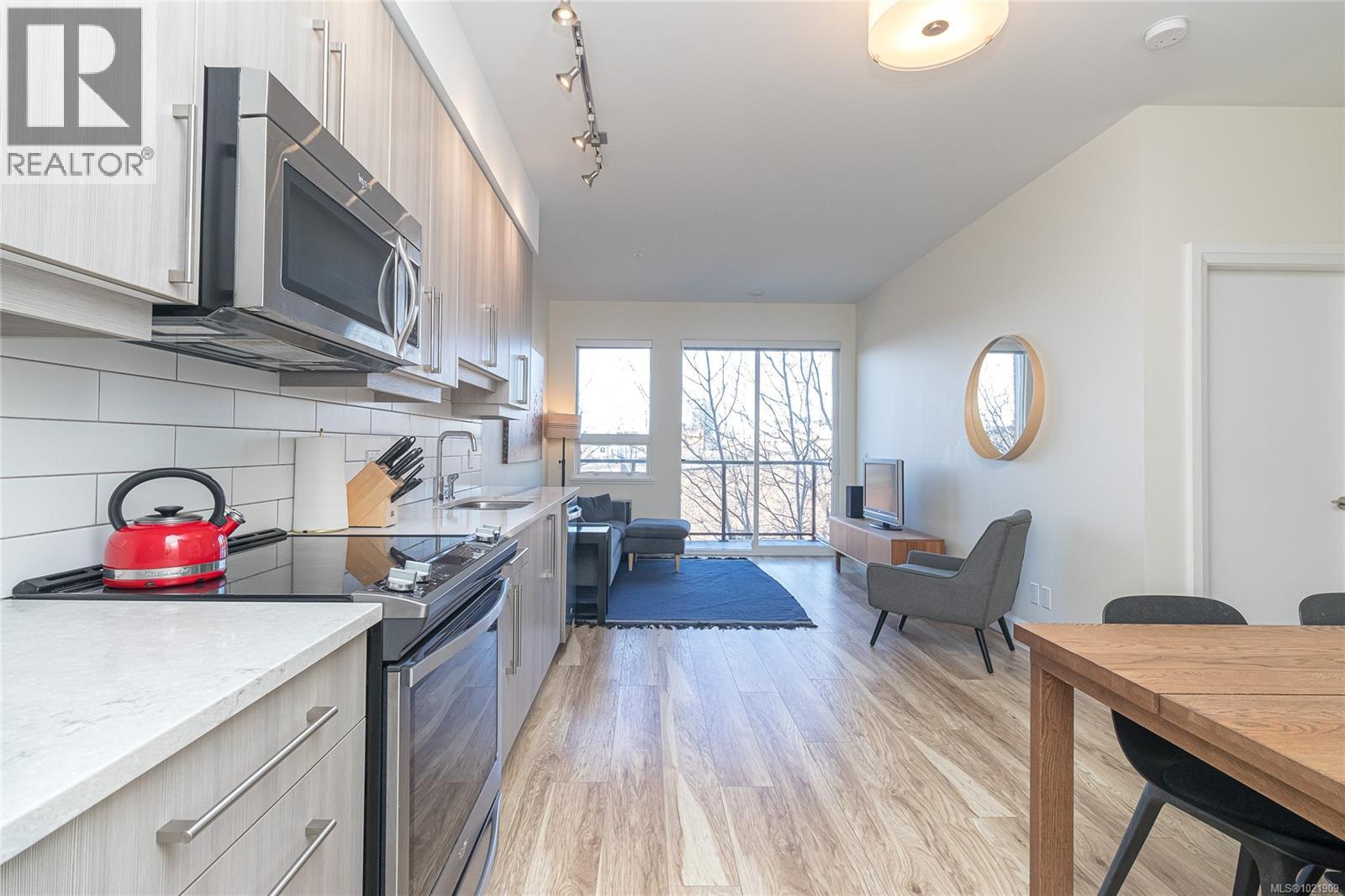 316 595 Pandora Avenue, Victoria