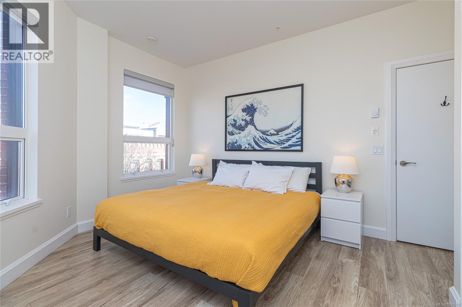 316 595 Pandora Avenue, Victoria