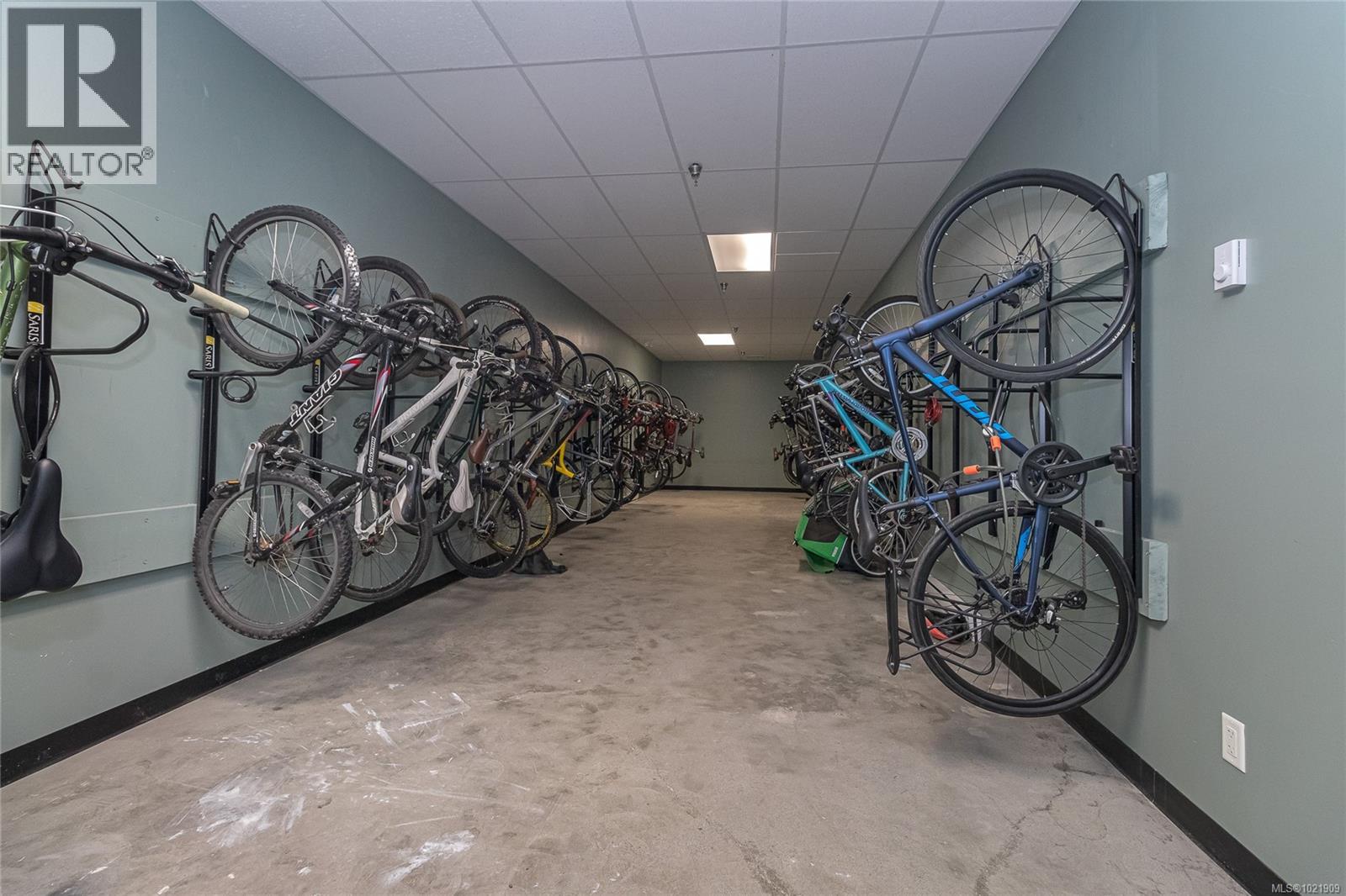 316 595 Pandora Avenue, Victoria