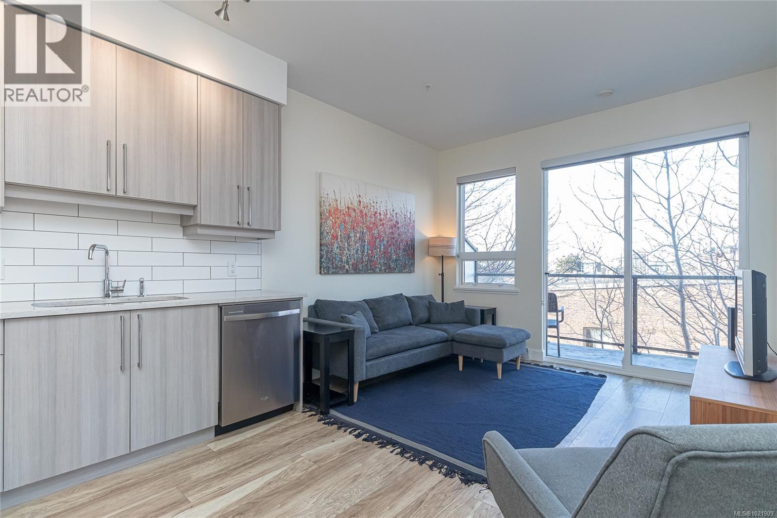 316 595 Pandora Avenue, Victoria