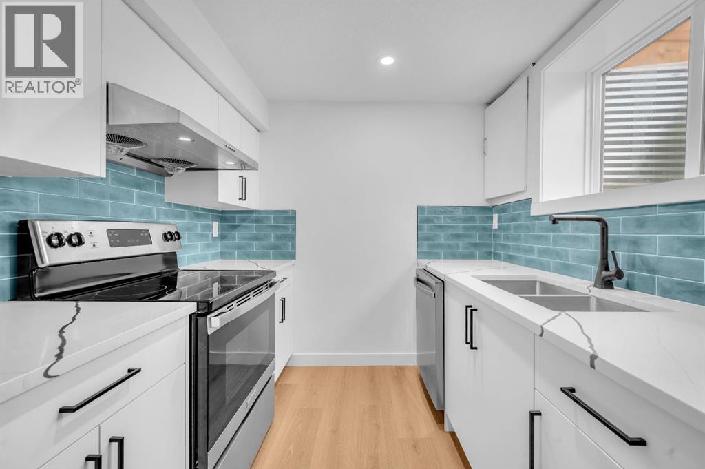 Single Family House for Sale in  Doverville Crescent SE Dover Calgary 