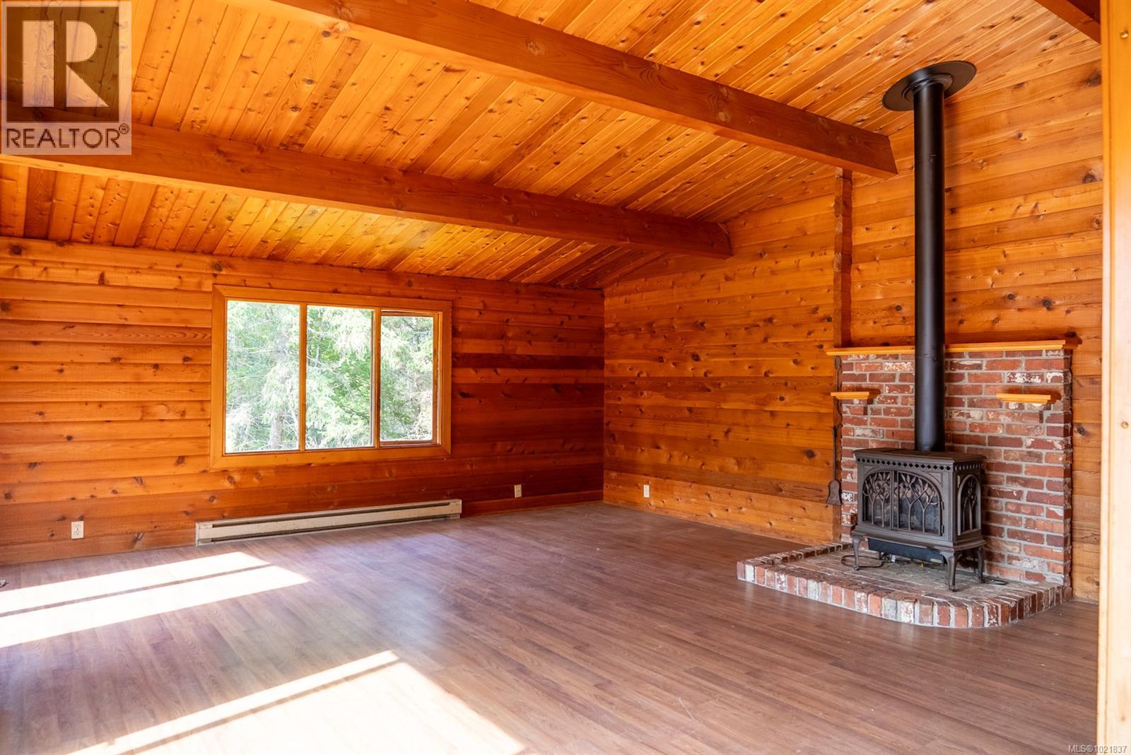 4531 Bedwell Harbour Rd, Pender Island