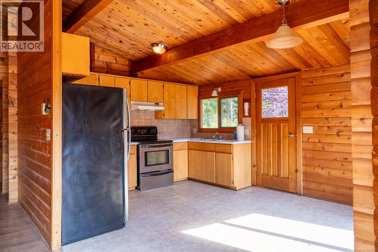 4531 Bedwell Harbour Rd, Pender Island