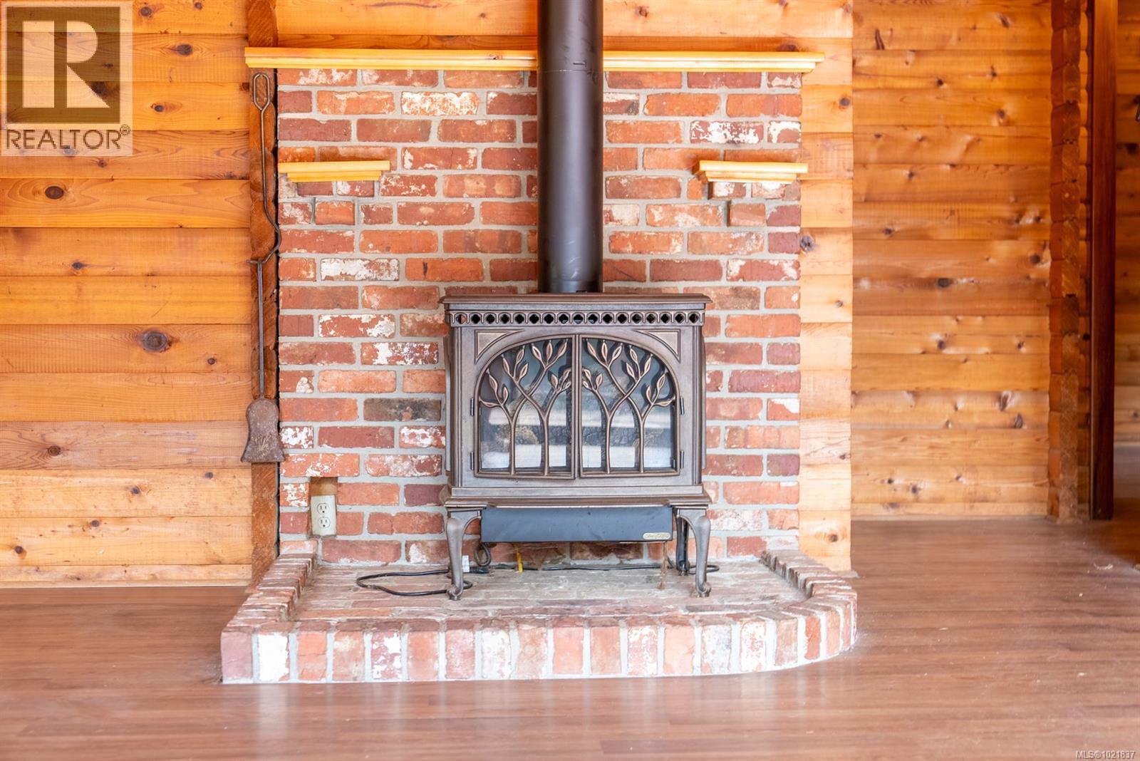 4531 Bedwell Harbour Rd, Pender Island