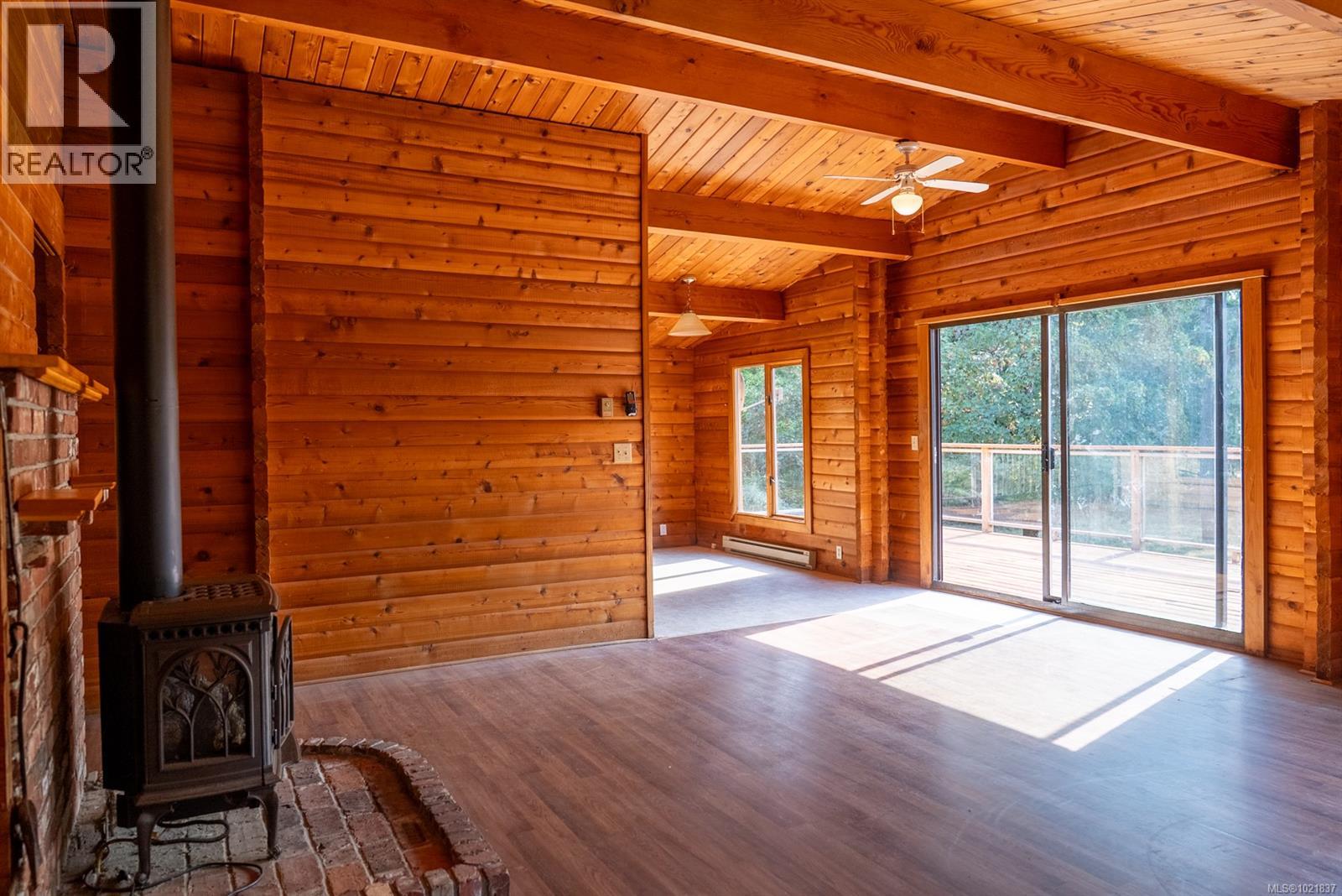 4531 Bedwell Harbour Rd, Pender Island