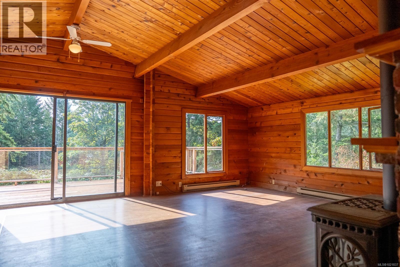 4531 Bedwell Harbour Rd, Pender Island