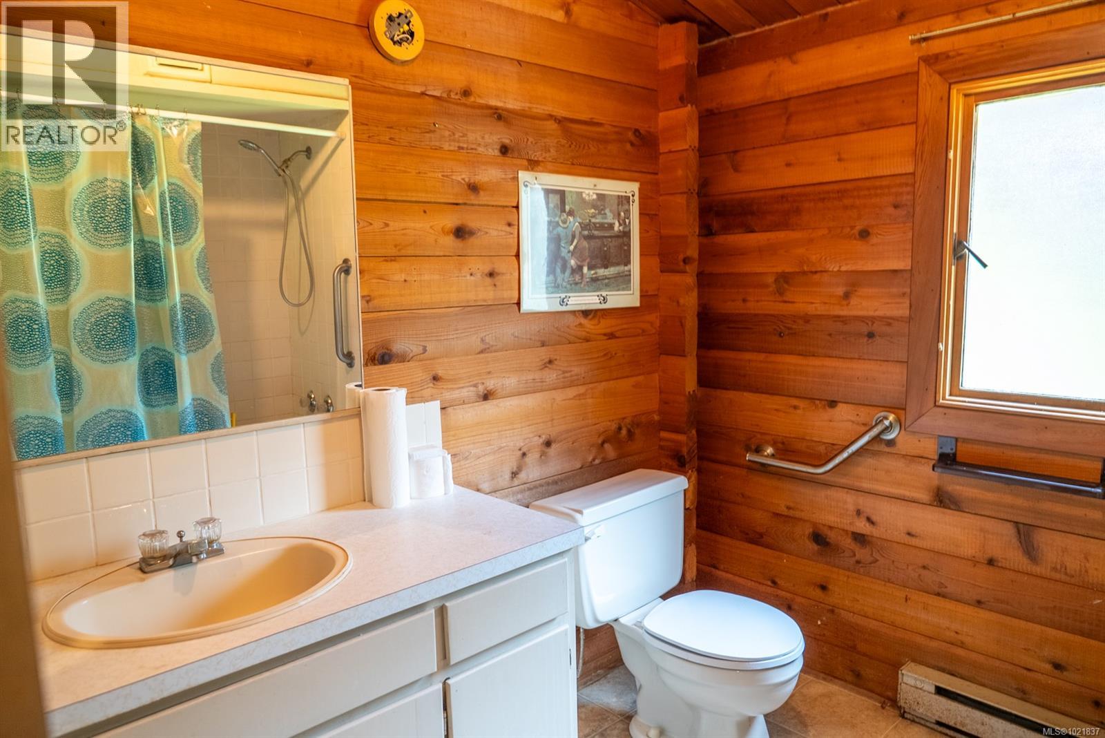 4531 Bedwell Harbour Rd, Pender Island