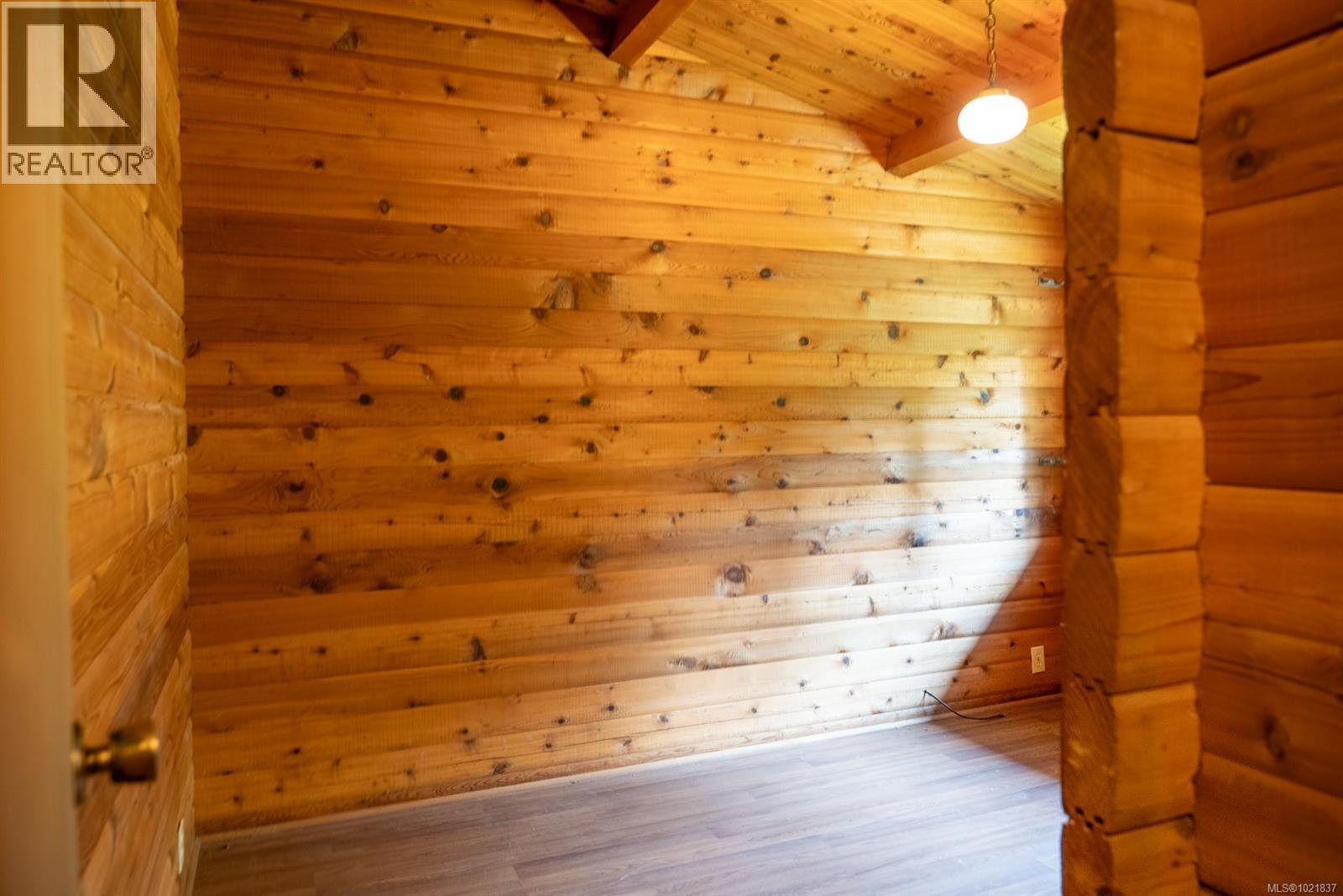 4531 Bedwell Harbour Rd, Pender Island