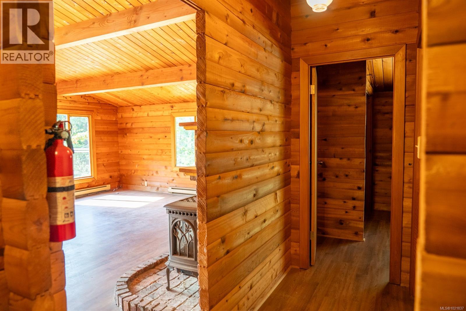 4531 Bedwell Harbour Rd, Pender Island