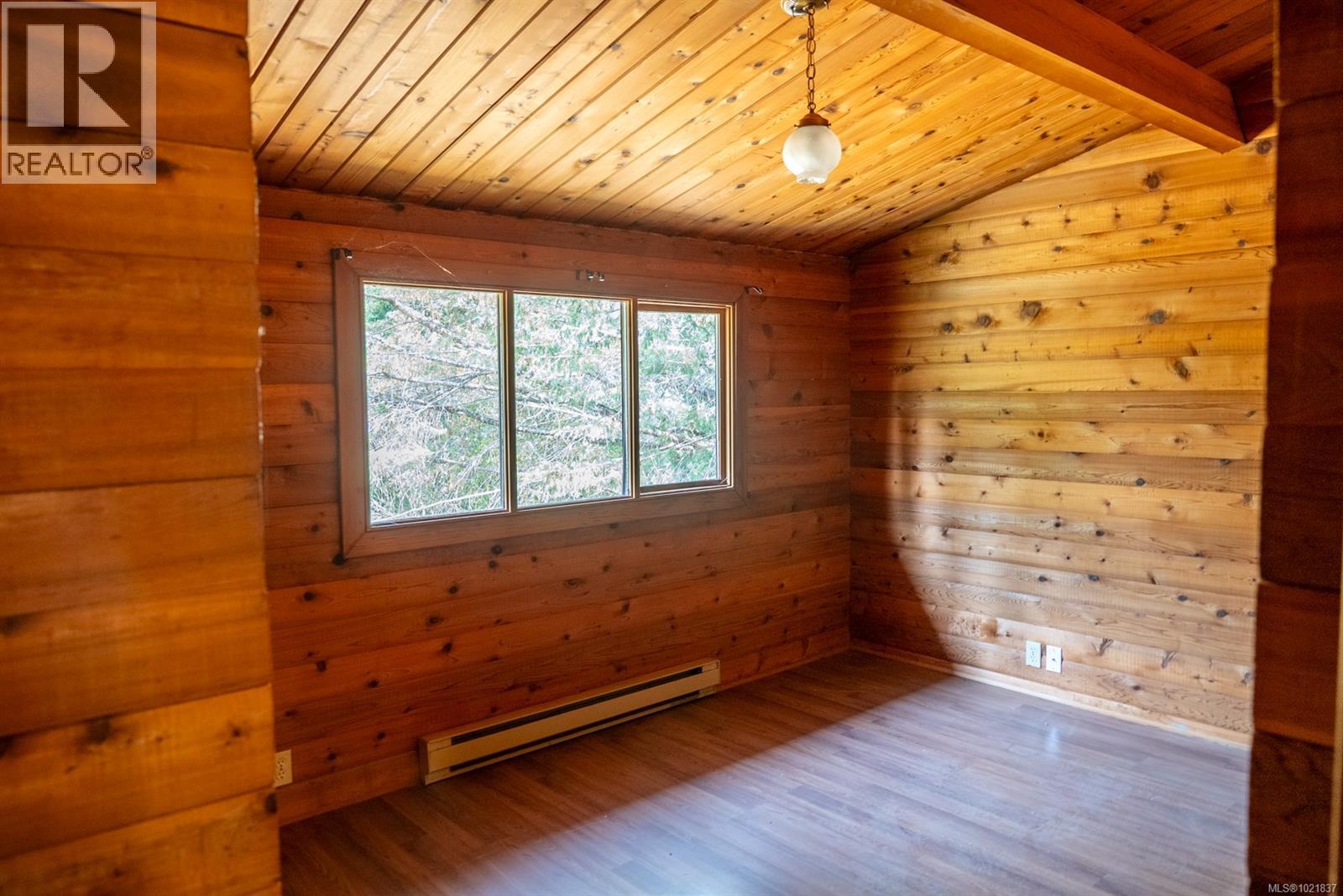 4531 Bedwell Harbour Rd, Pender Island