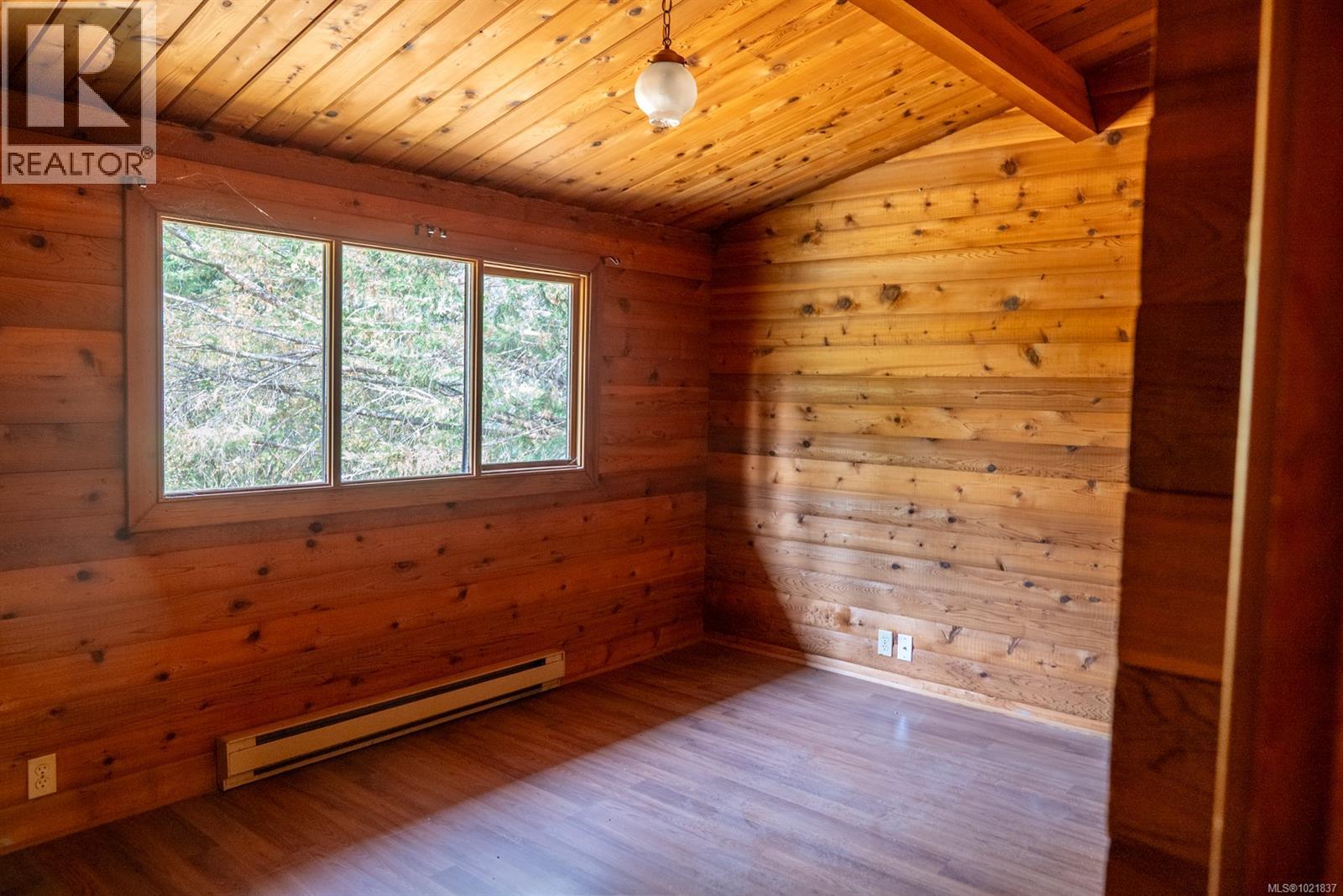 4531 Bedwell Harbour Rd, Pender Island