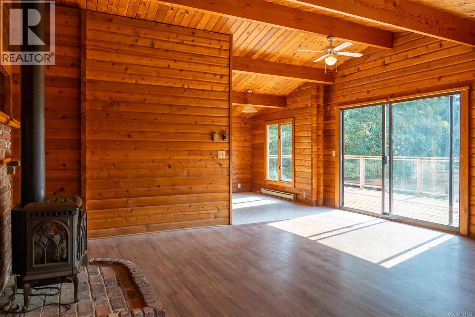 4531 Bedwell Harbour Rd, Pender Island