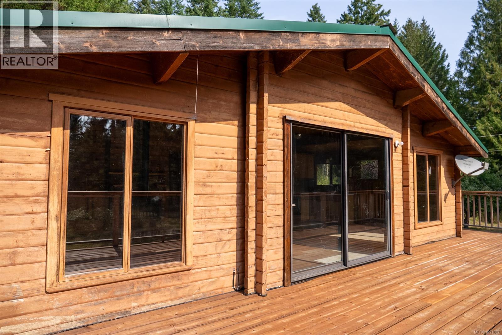 4531 Bedwell Harbour Rd, Pender Island