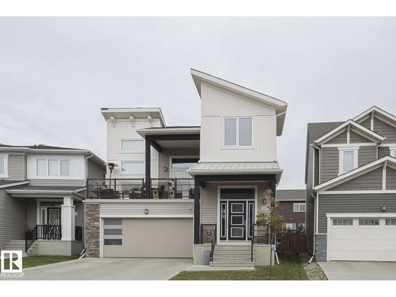 2011 201 ST NW, Edmonton