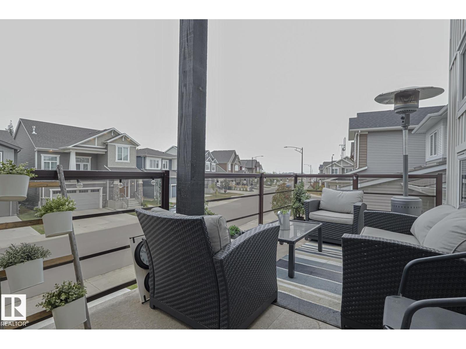 2011 201 ST NW, Edmonton