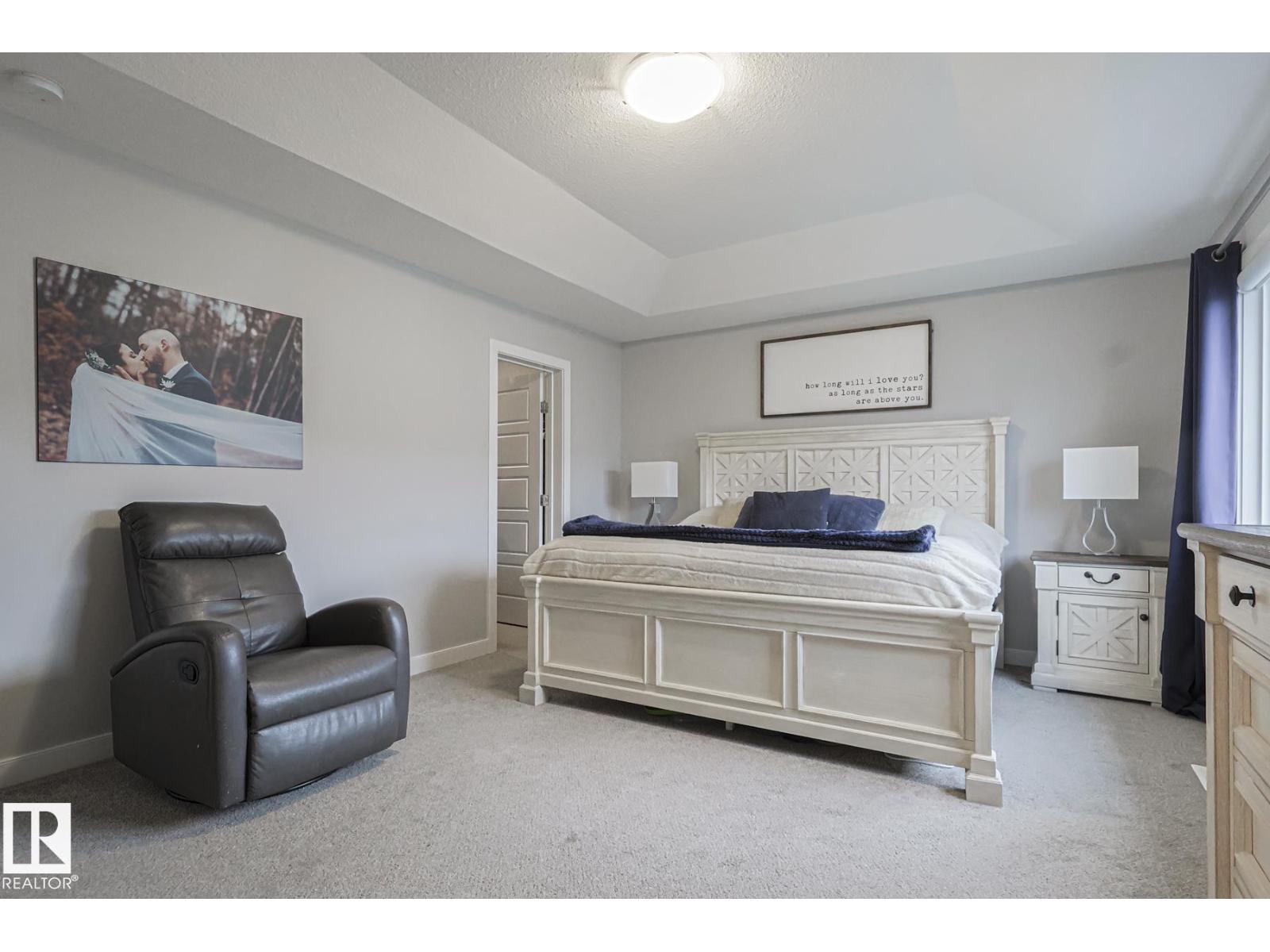 2011 201 ST NW, Edmonton