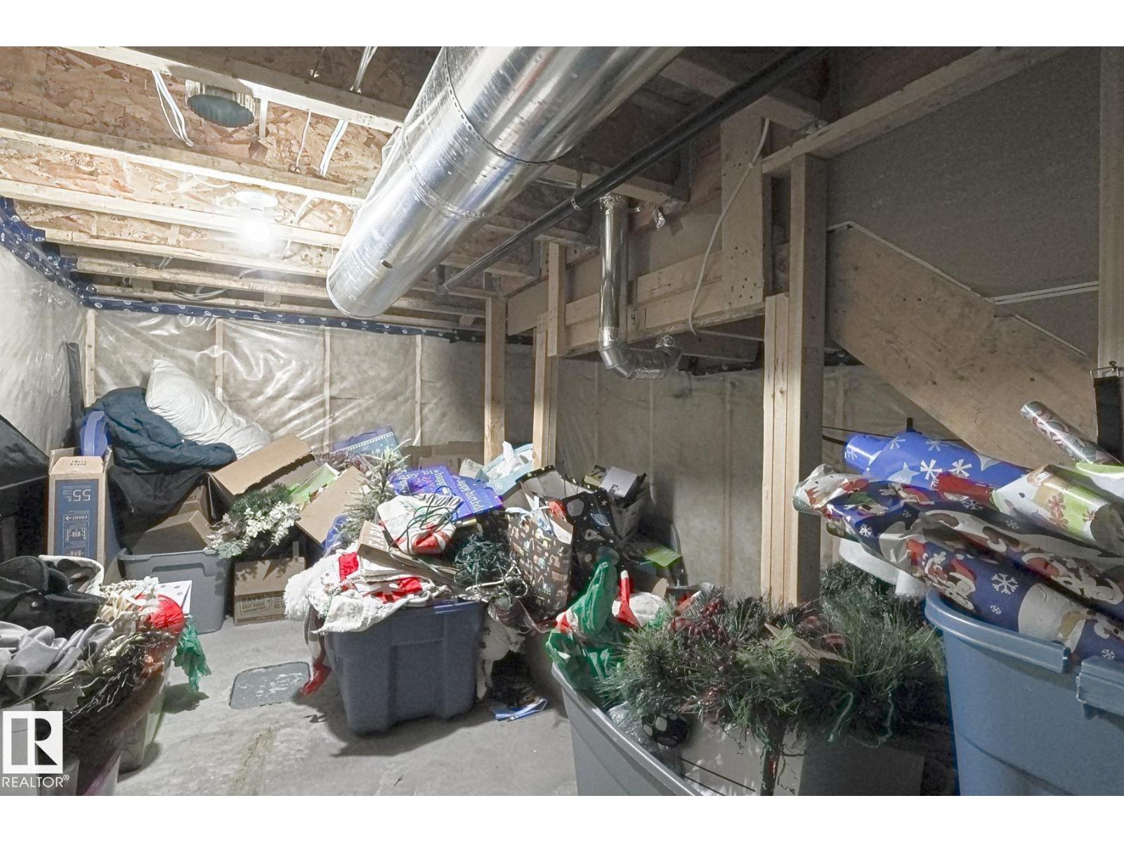 2011 201 ST NW, Edmonton