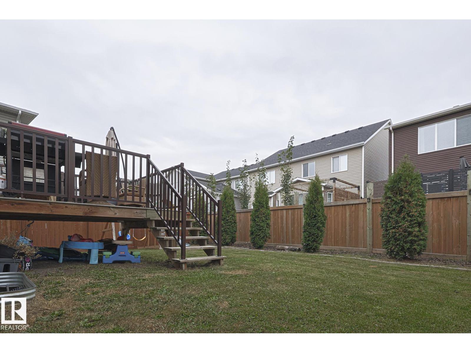 2011 201 ST NW, Edmonton