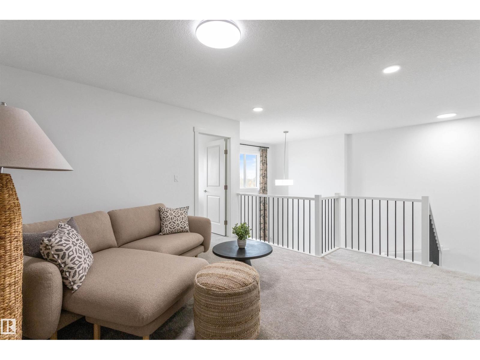 20976 22 AV NW, Edmonton