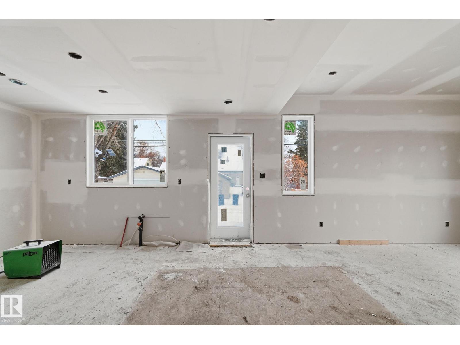 11323 106 ST NW, Edmonton