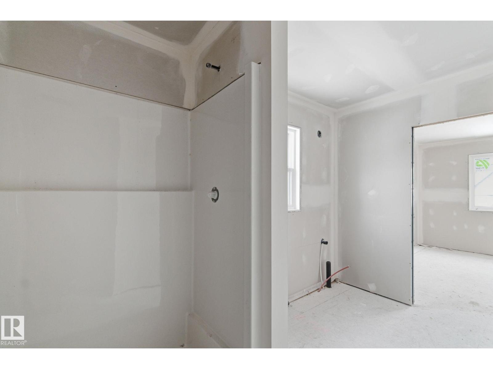 11323 106 ST NW, Edmonton