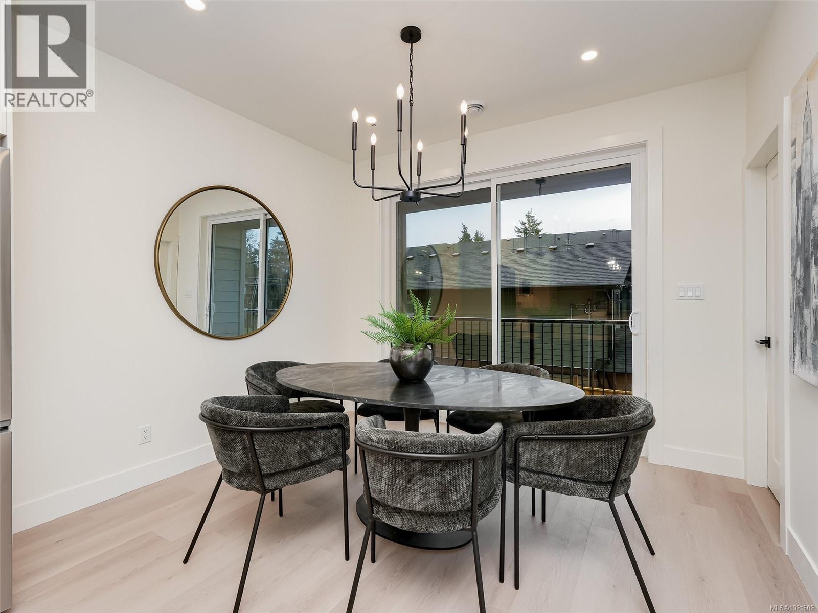 103 960 Jenkins Ave, Langford