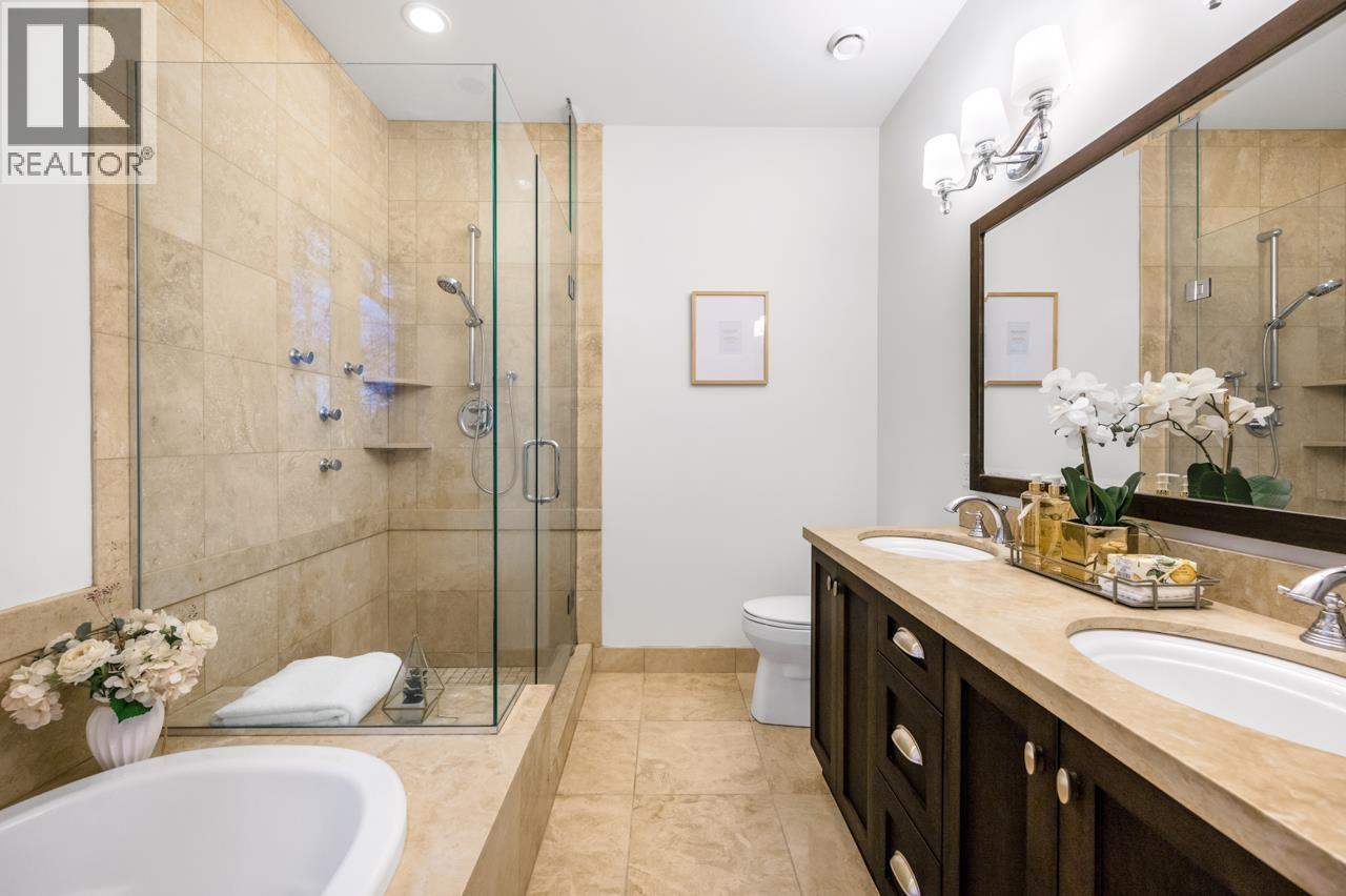 2031 W 45TH AVENUE, Vancouver