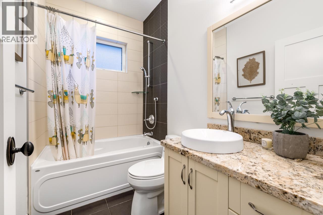 2031 W 45TH AVENUE, Vancouver