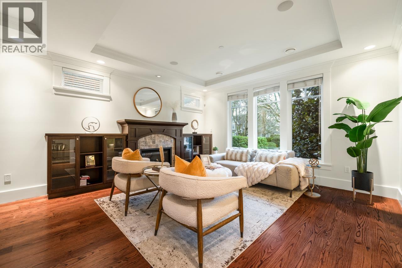 2031 W 45TH AVENUE, Vancouver