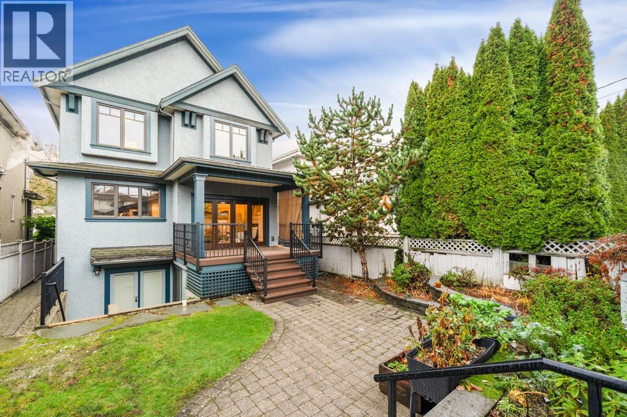 2031 W 45TH AVENUE, Vancouver