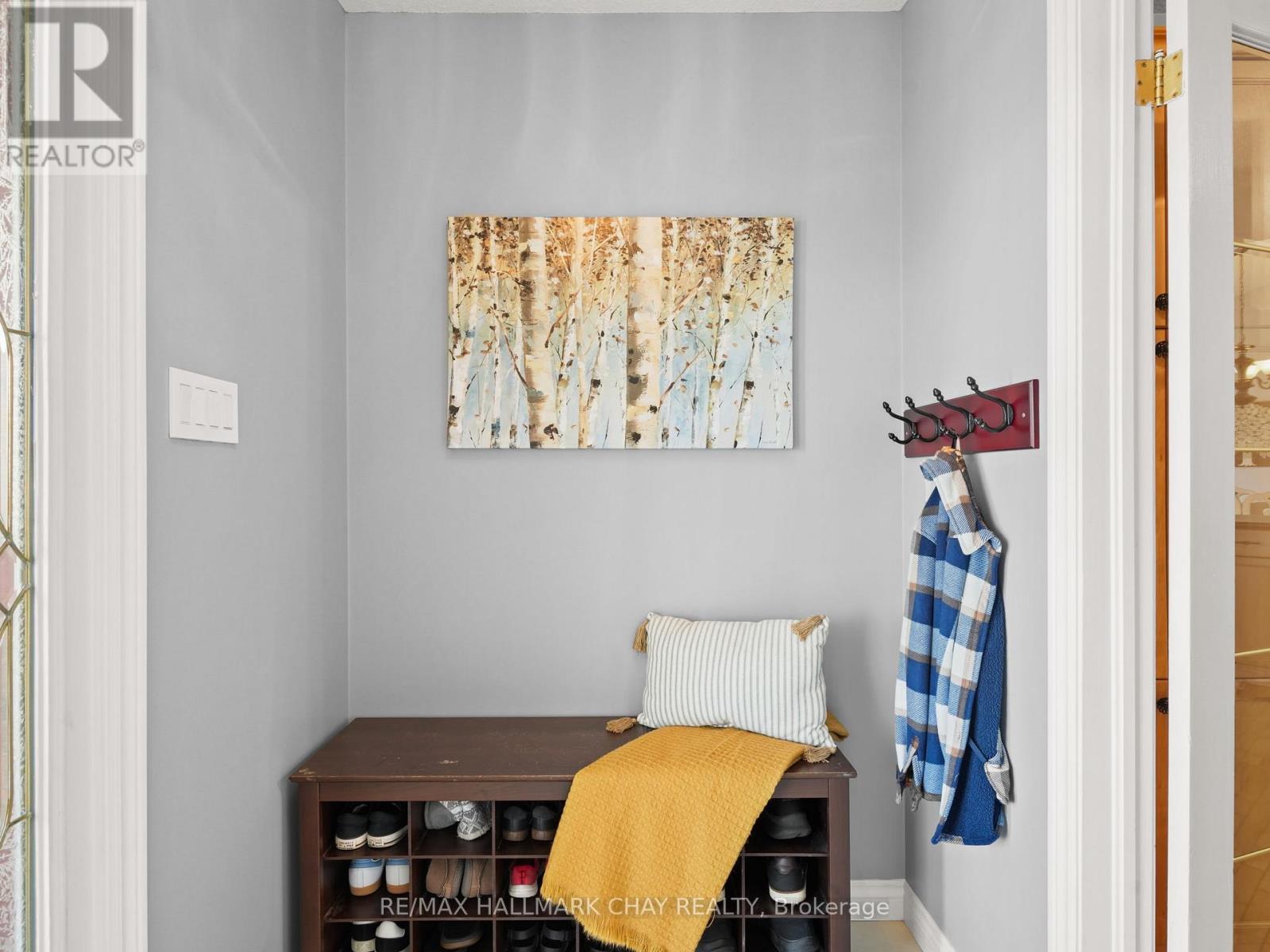 5 SHEPHARD AVENUE - Photo 5 of 37, New Tecumseth (Alliston), Ontario