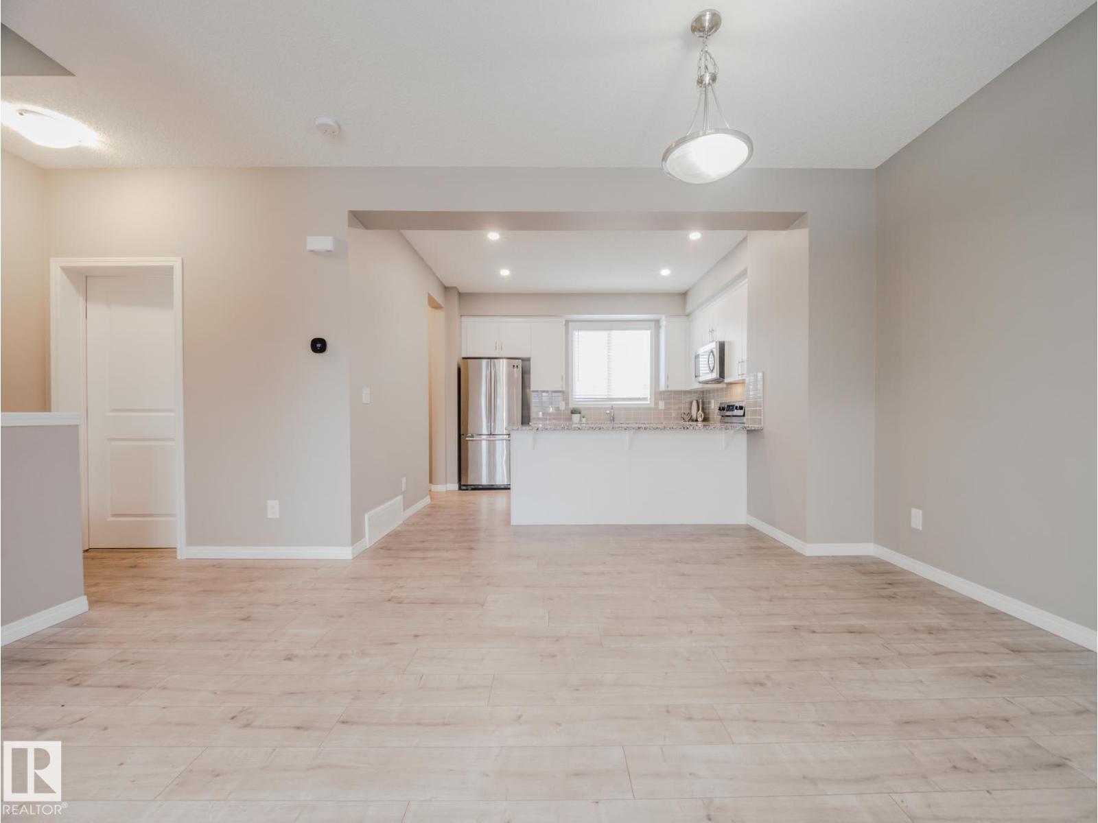 #20 2072 WONNACOTT WY SW, Edmonton