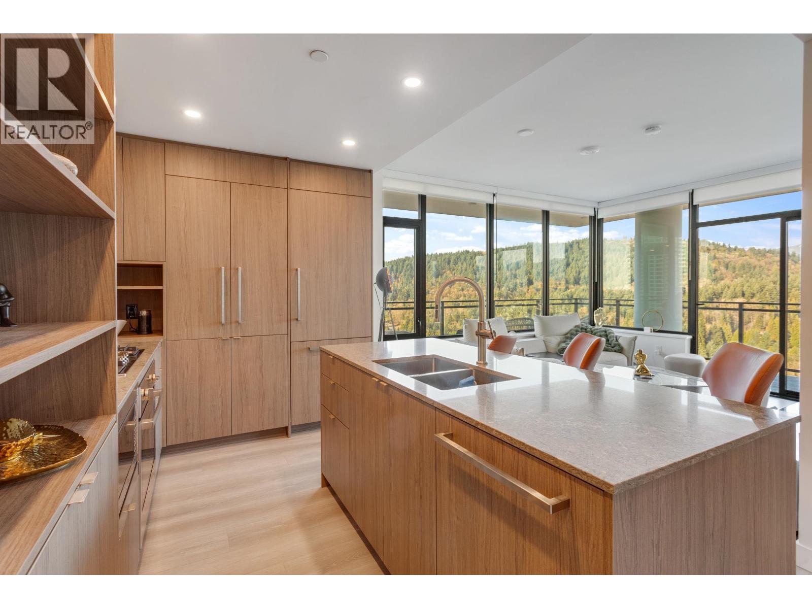 2605 626 CLAREMONT STREET, Coquitlam