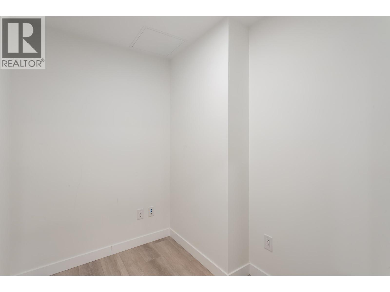 2605 626 CLAREMONT STREET, Coquitlam