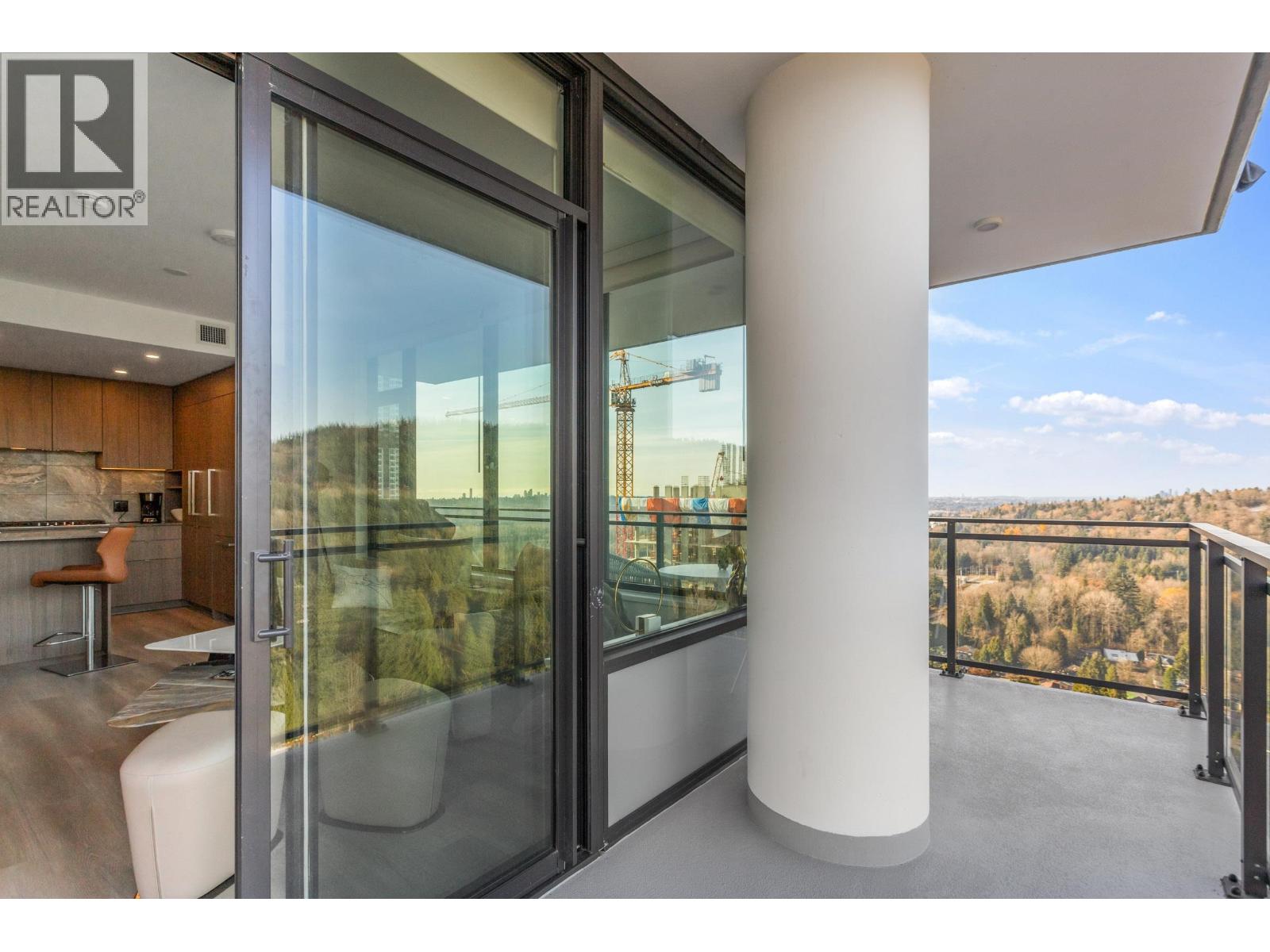 2605 626 CLAREMONT STREET, Coquitlam