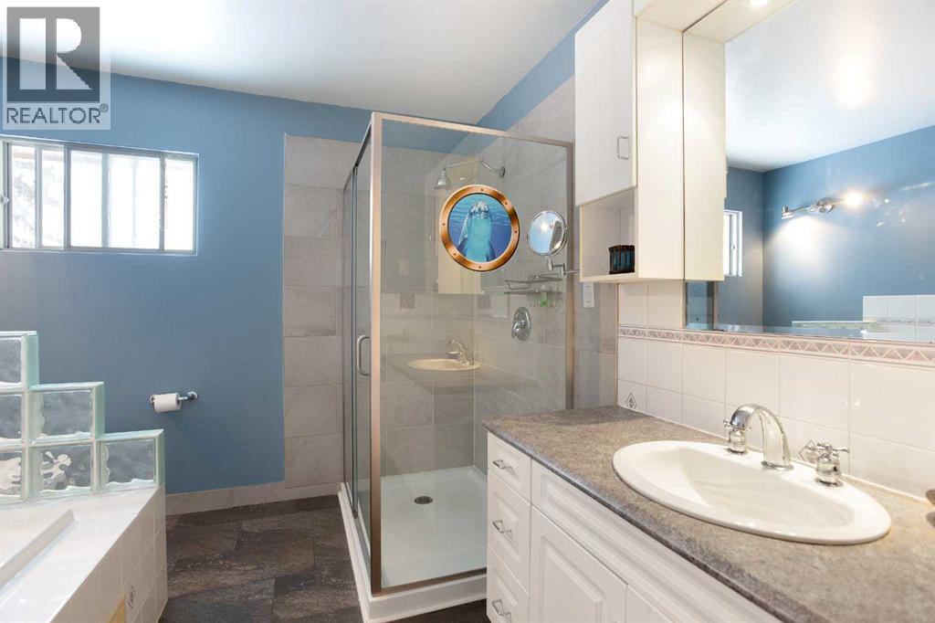 Single Family House Bungalow for Sale in  Kelwood Drive SW Glendale Calgary 