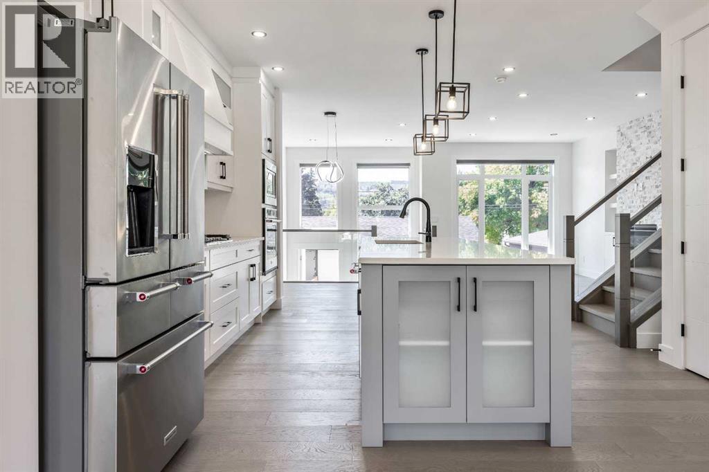 Single Family House for Sale in   Avenue NW Montgomery Calgary 