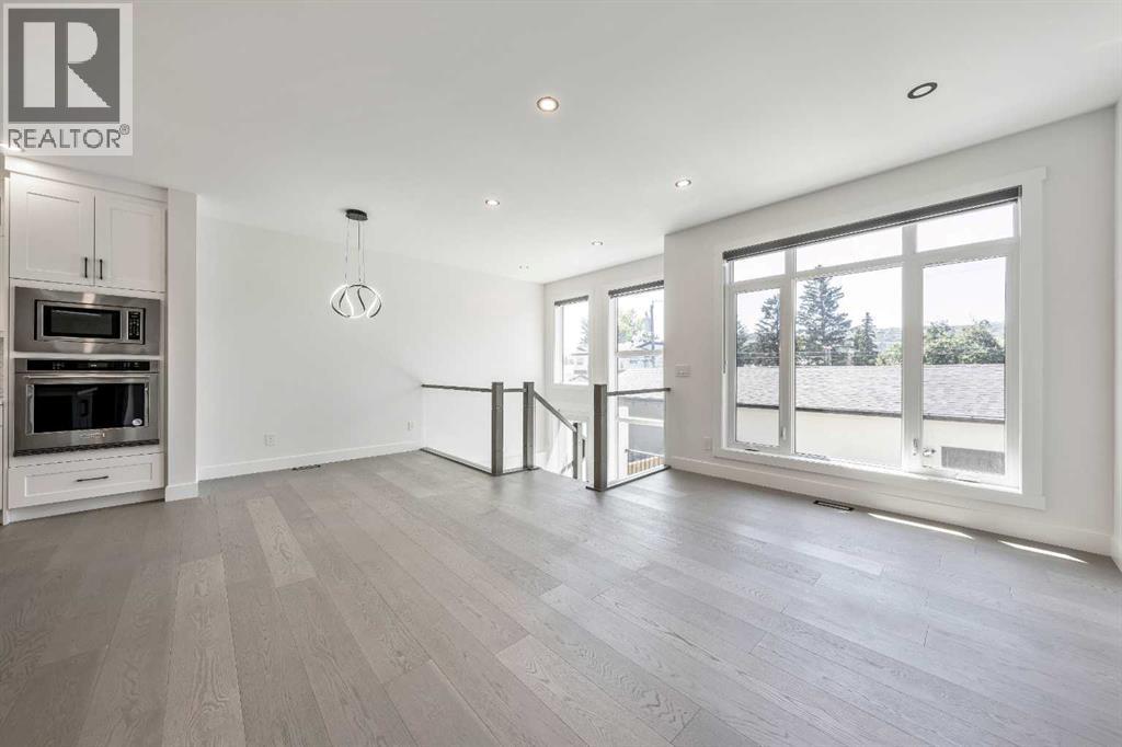 Single Family House for Sale in   Avenue NW Montgomery Calgary 