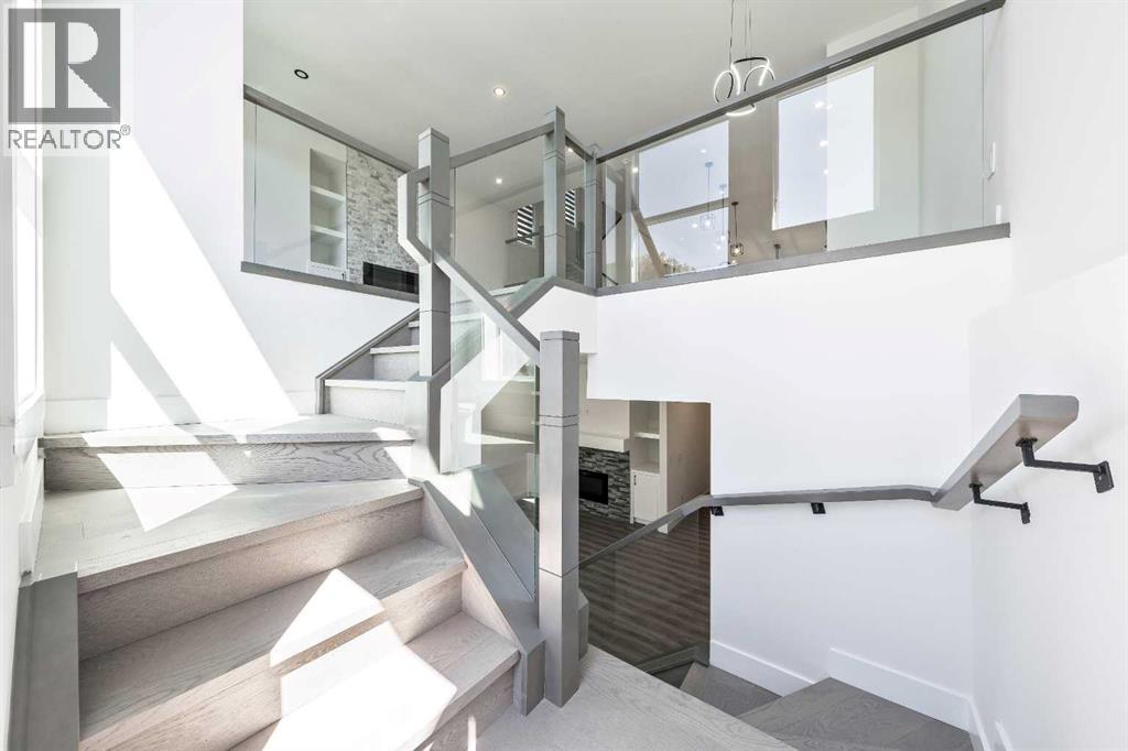 Single Family House for Sale in   Avenue NW Montgomery Calgary 