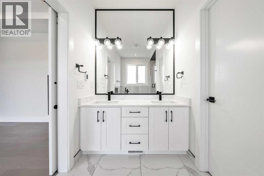 Single Family House for Sale in   Avenue NW Montgomery Calgary 