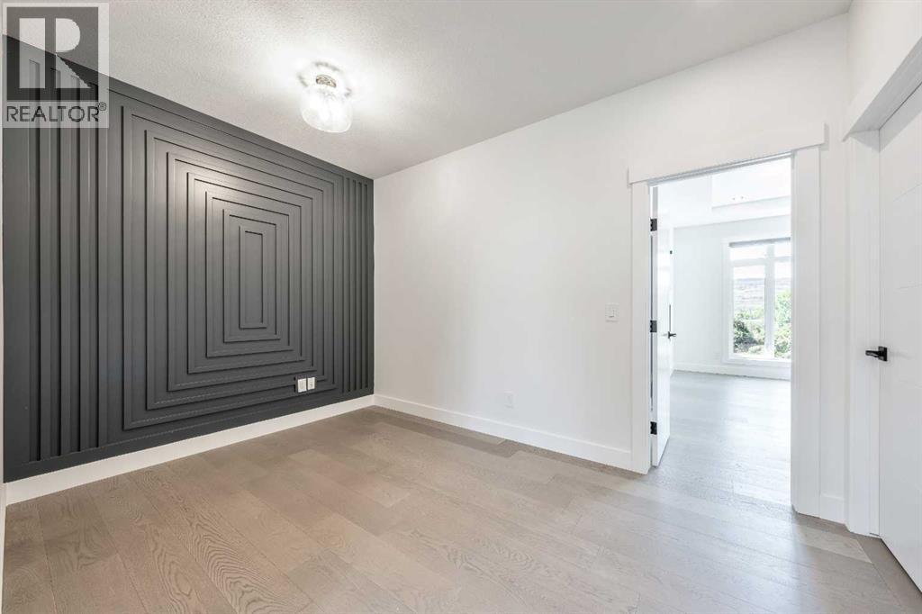 Single Family House for Sale in   Avenue NW Montgomery Calgary 