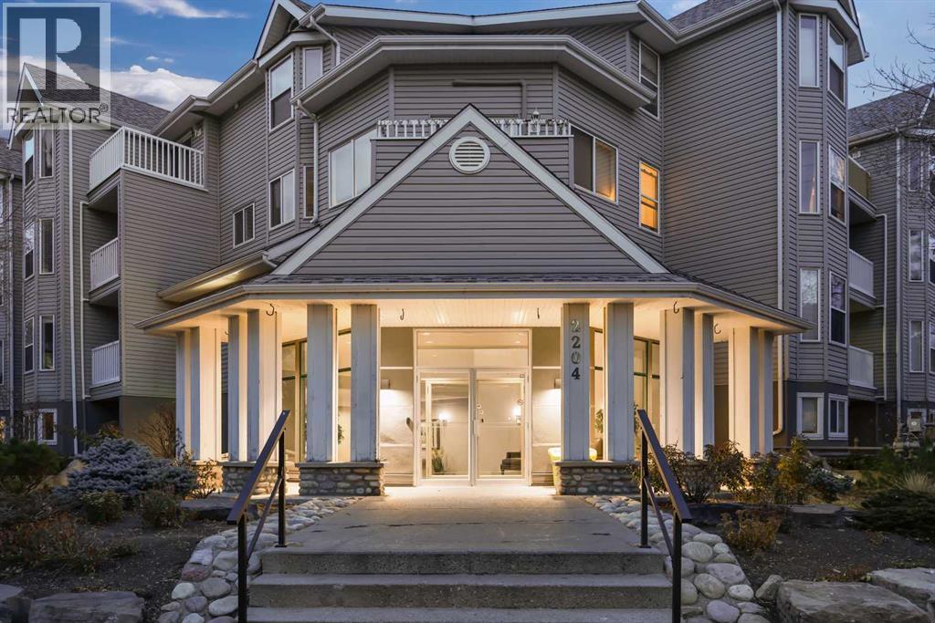 Single Family House for Sale in    Street SW Mission Calgary 