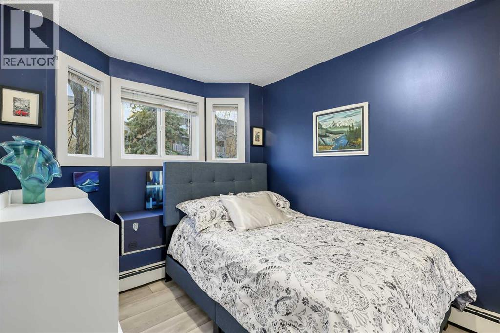 Single Family House for Sale in    Street SW Mission Calgary 