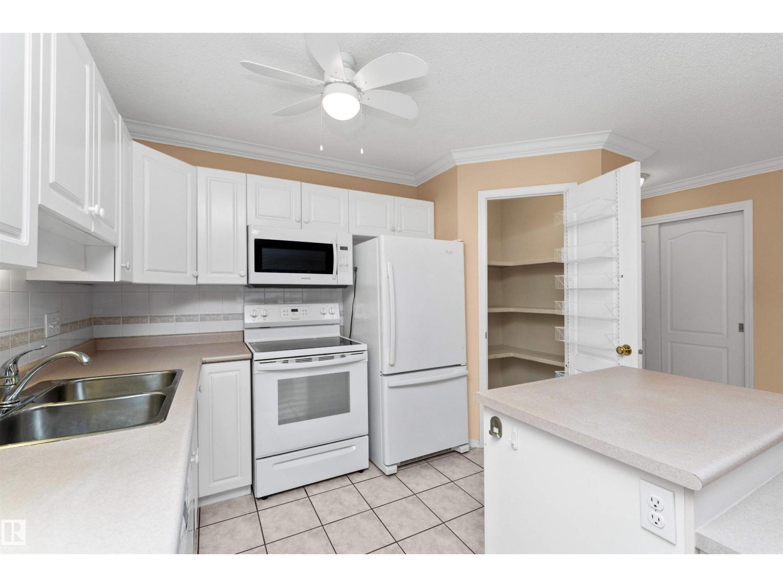 #304 20 ST JOSEPH ST, St. Albert