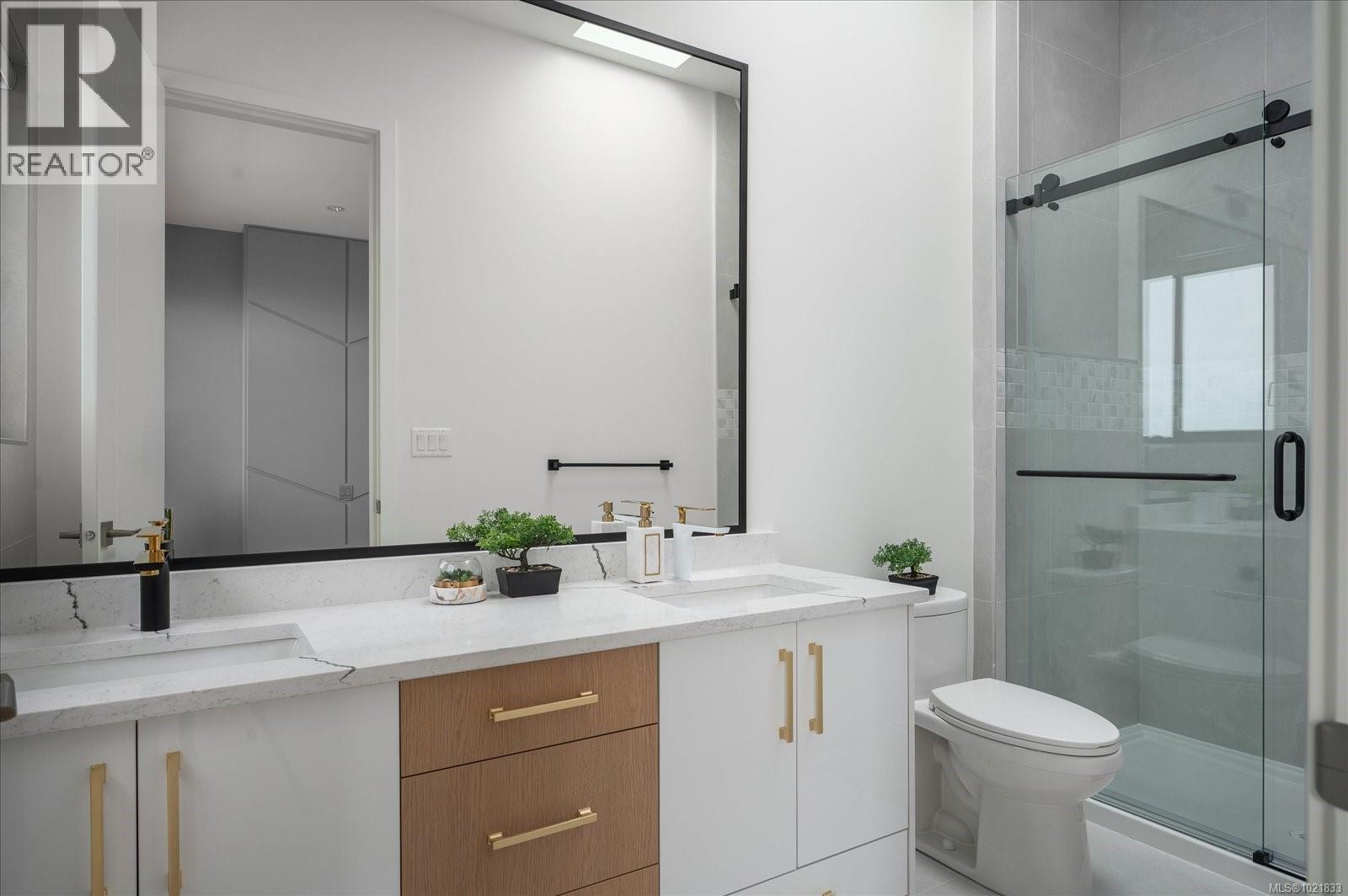 4680 AMBIENCE DR - 33