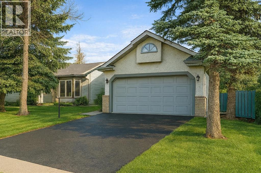 624 SHAWINIGAN Drive SW, Calgary, Alberta