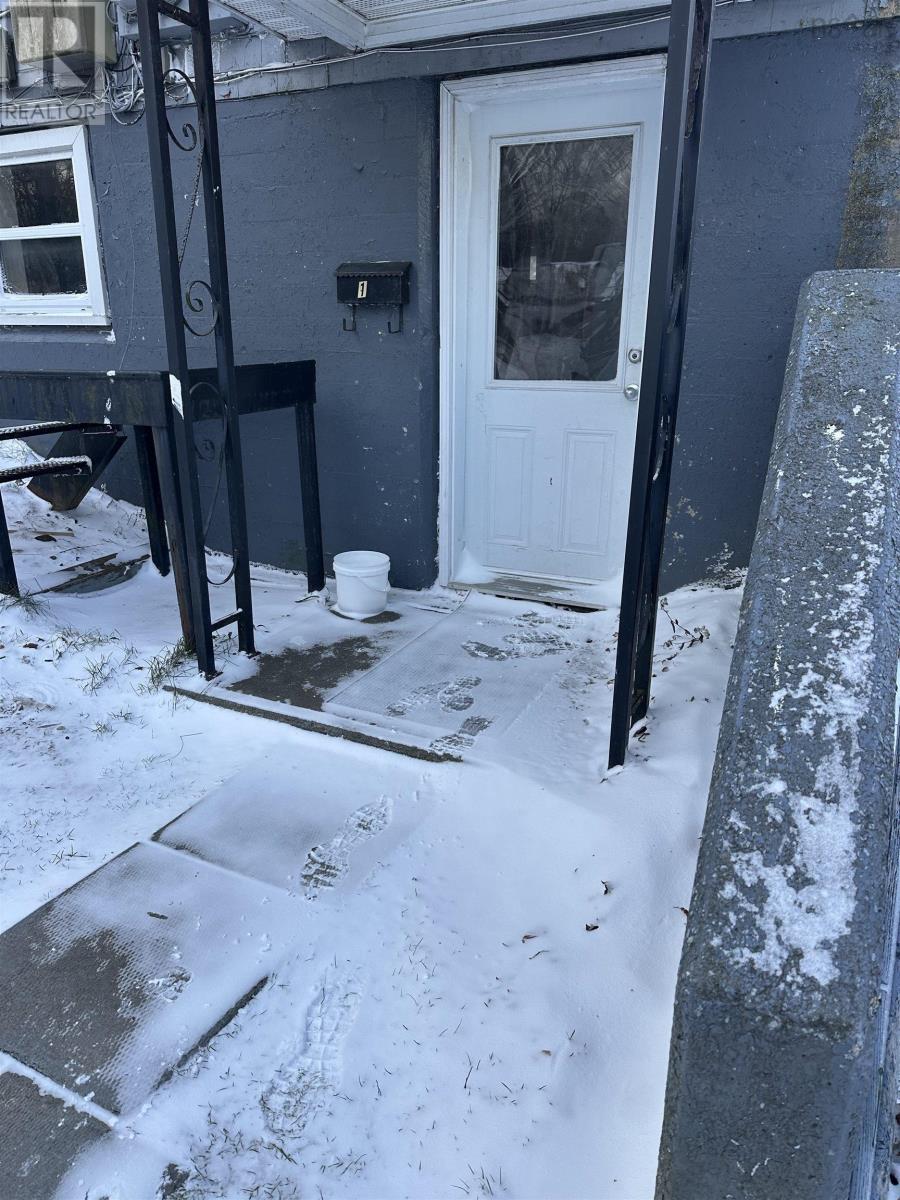 Property 18 of 23 of 1696 Victoria Road