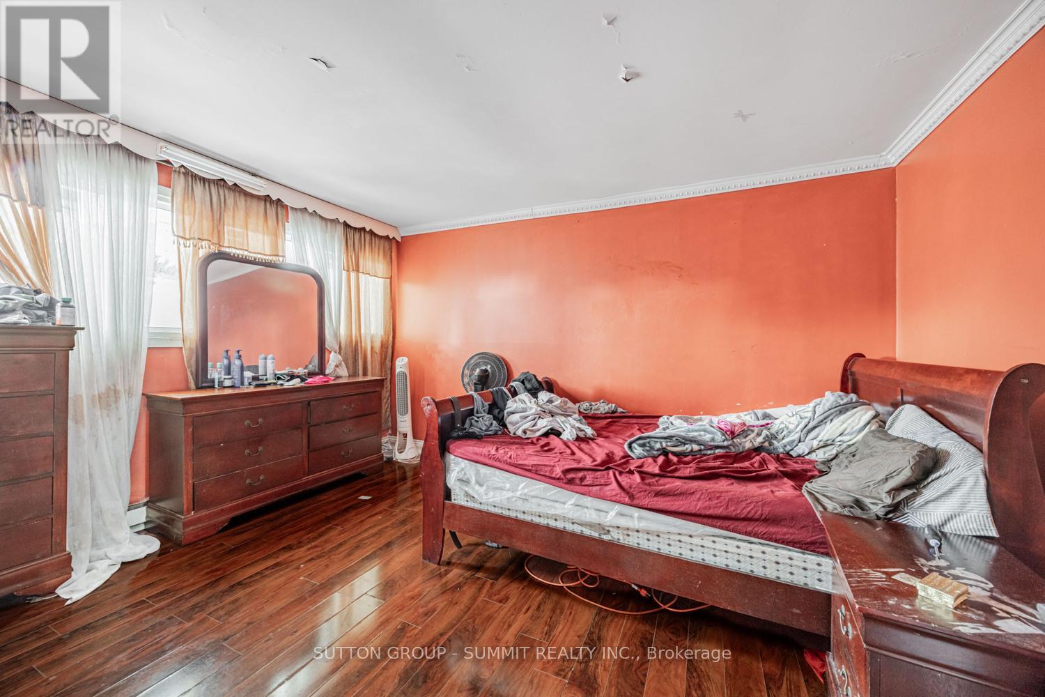 #58 2901 JANE STREET - 20