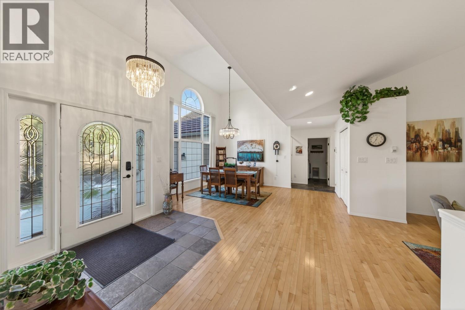 5152 RIVERVIEW Crescent, Fairmont Hot Springs